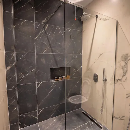 Ξενοδοχείο Litan Σαράντα